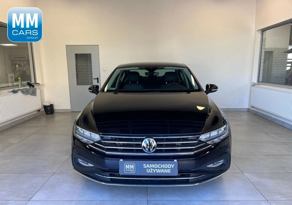 Volkswagen Passat cena 112850 przebieg: 66371, rok produkcji 2019 z Zabrze małe 529